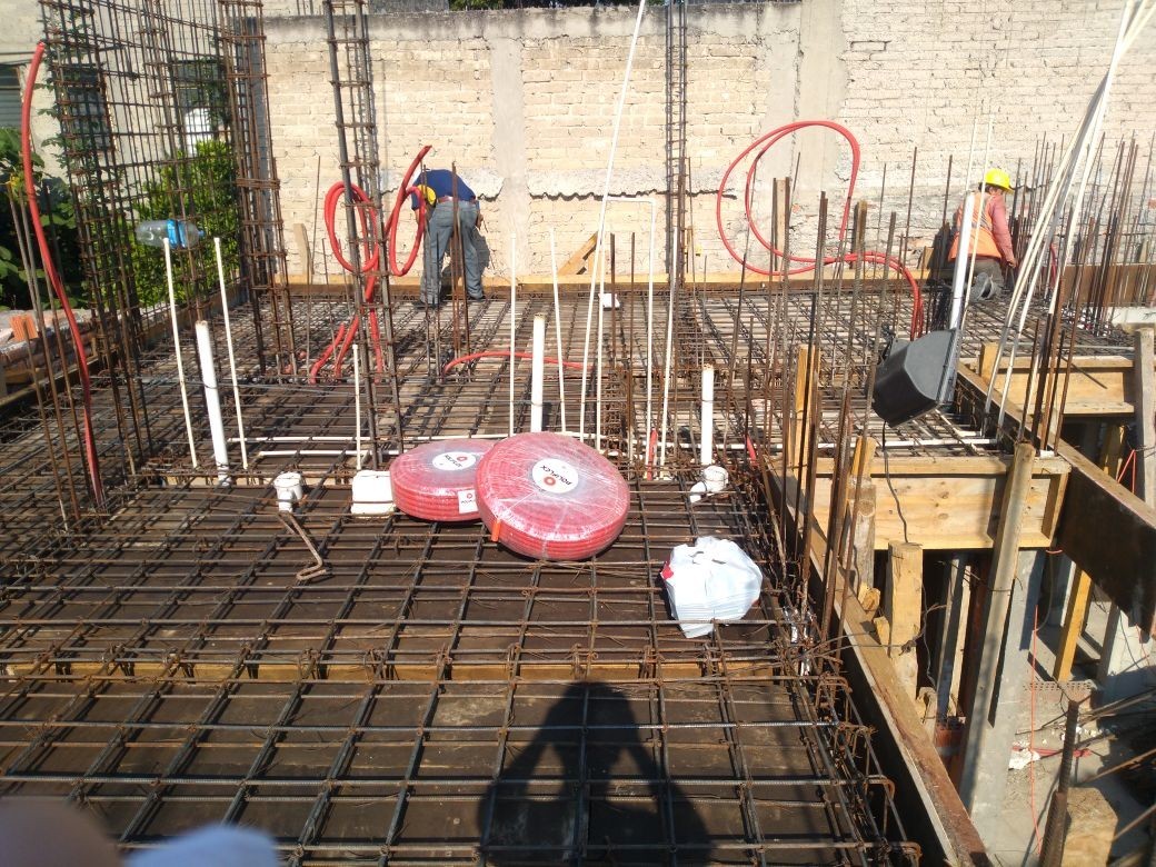 <span style="font-weight: bold;">Instalación de tuberías sanitarias, hidraúlicas, etc</span><br>